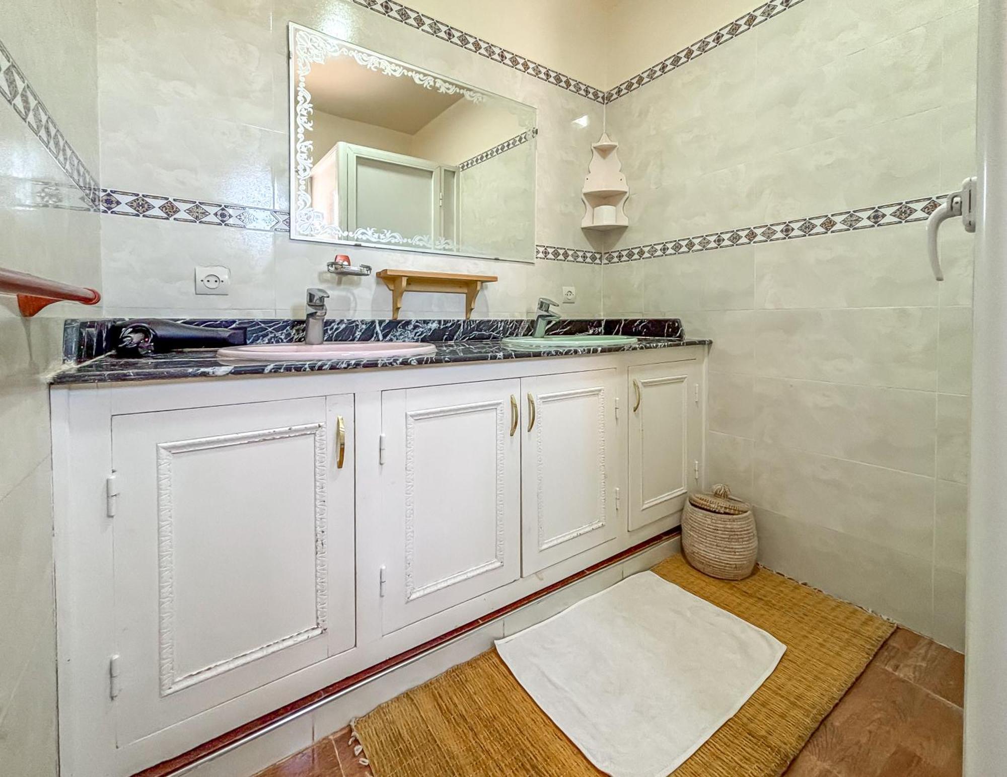 Bed and Breakfast Le Bleu House Sidi Abdallah Ghiat Exteriér fotografie