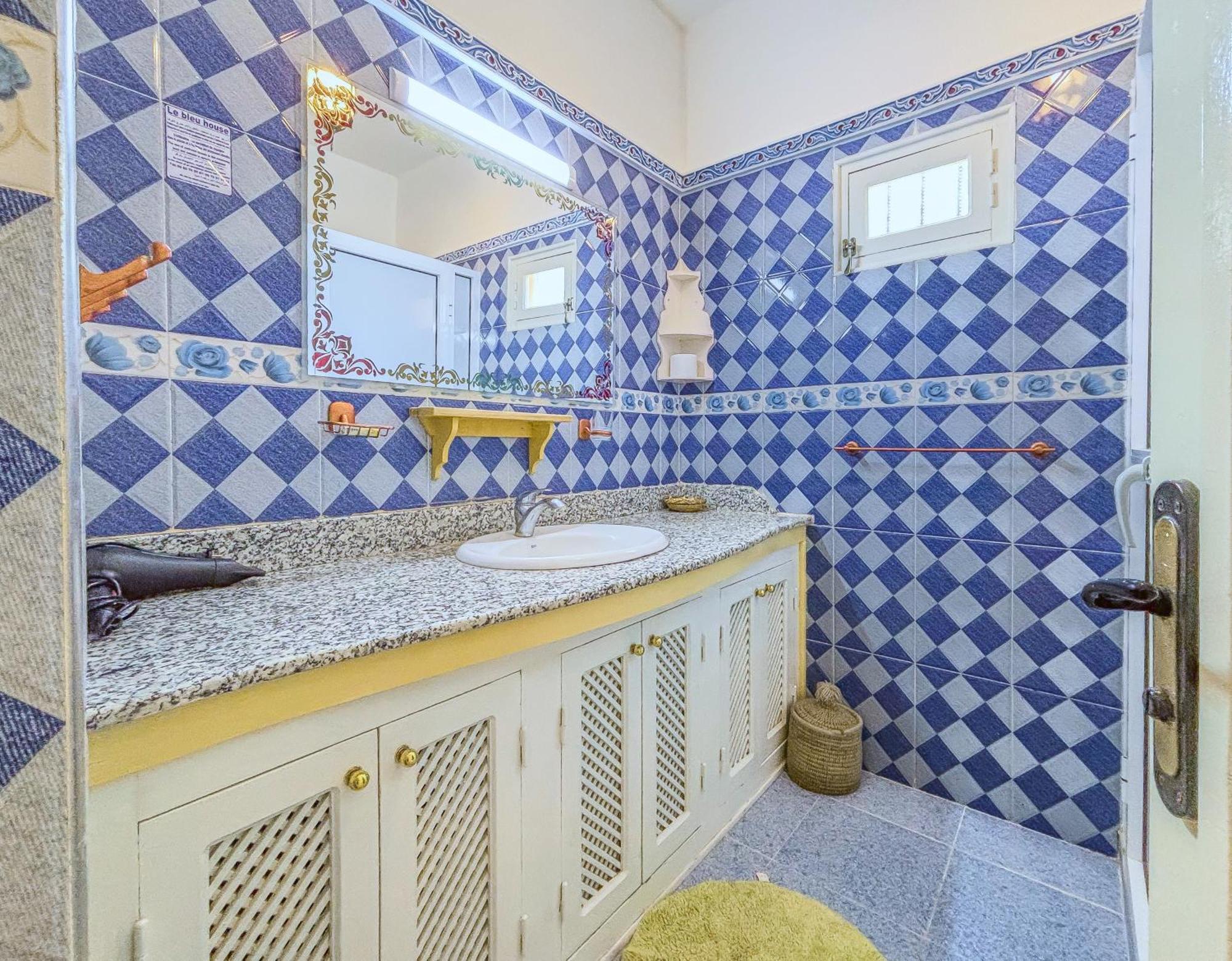 Bed and Breakfast Le Bleu House Sidi Abdallah Ghiat Exteriér fotografie