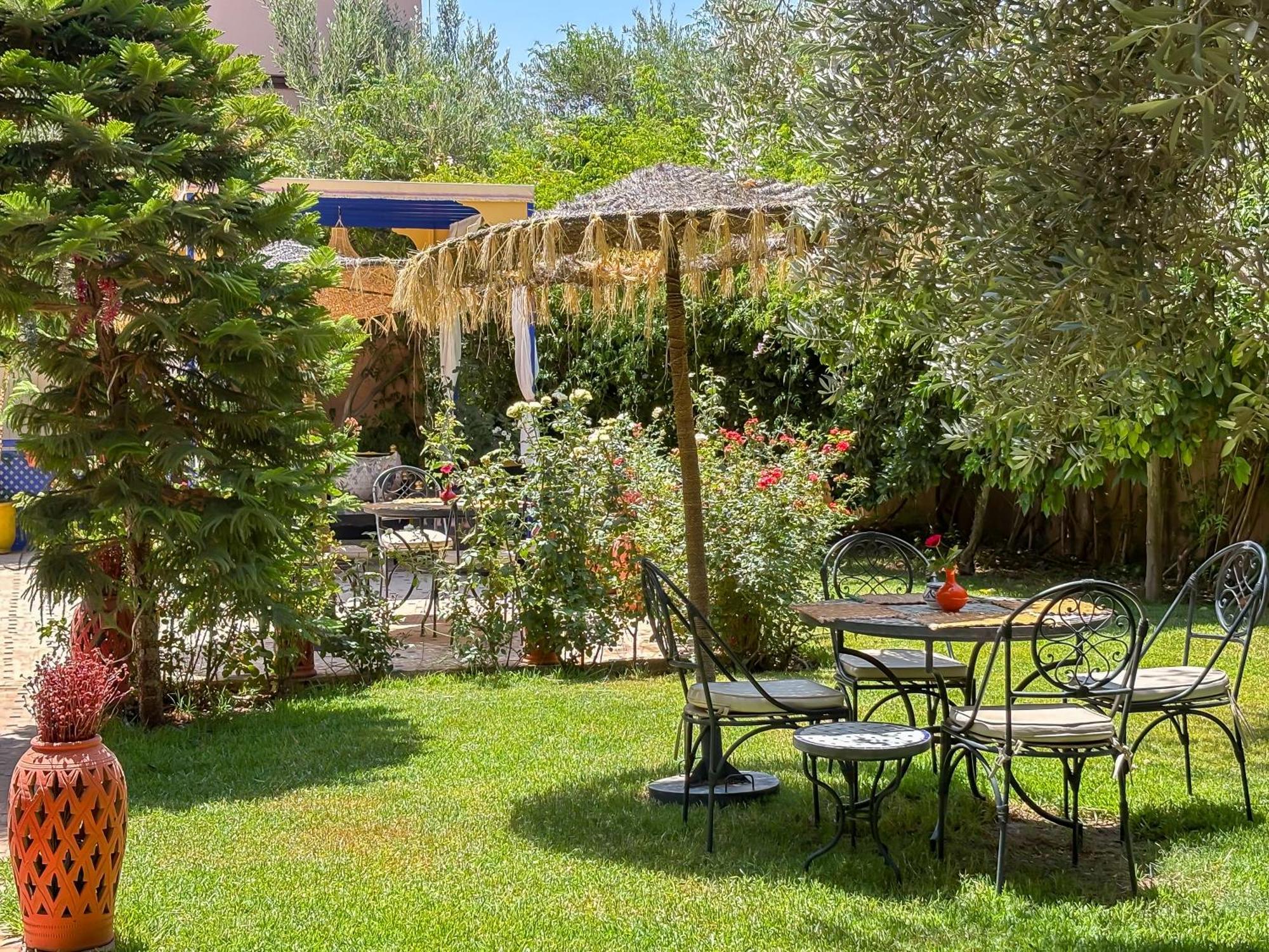 Bed and Breakfast Le Bleu House Sidi Abdallah Ghiat Exteriér fotografie